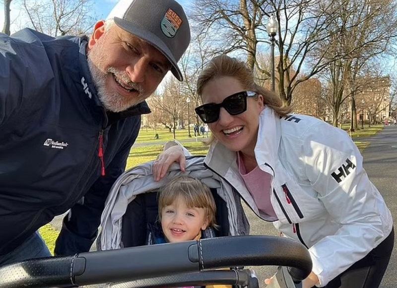 Copilul meu are 7 boli neurologice extrem de grave. E ca o „bomba cu ceas”. Nu o sa renunt pana nu gasesc un tratament!